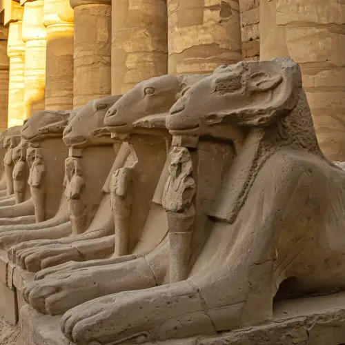 Luxor Private